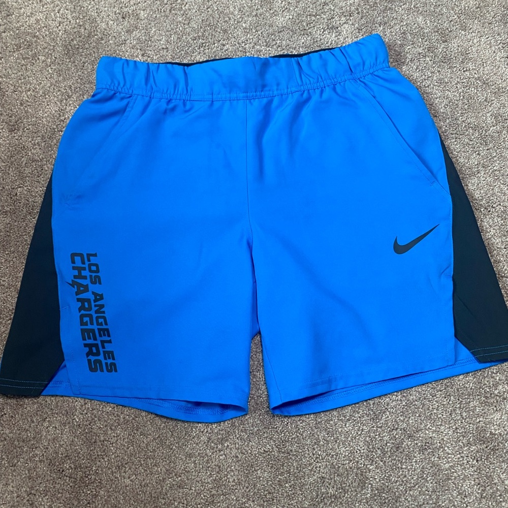 Los Angeles Chargers Nike Shorts Men's Small Blue